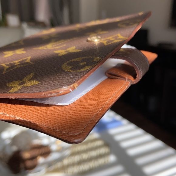 LV Monogram Agenda PM - Picture 6 of 8